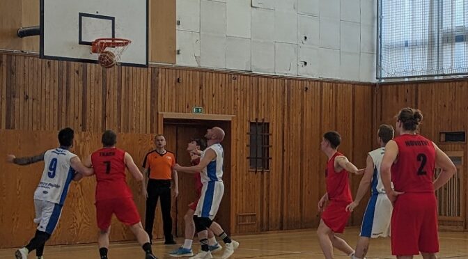 Basketbalisté se popasovali s Rokycanskými